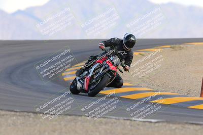 media/Oct-03-2022-Moto Forza (Mon) [[5f077a3730]]/Intermediate Group/Session 5 (Turn 12)/